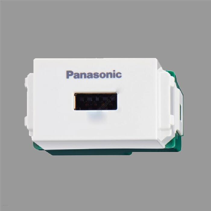 Ổ cắm USB 1 cổng Wide Series màu trắng Panasonic WEF108107-VN